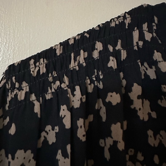 Excellent condition Navy/Tan Monday Fun top XXL! - Picture 5 of 6